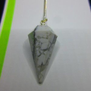 White Howlite Gemstone Dowsing Pendulum Meditation Tool
